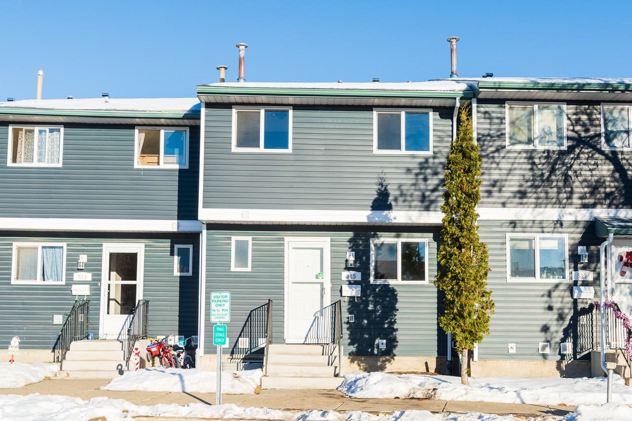 515 Dunluce Road Northwest, Edmonton, AB T5X 5C8 3 Bedroom Apartment