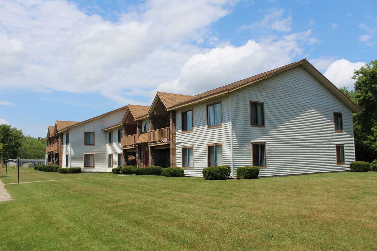 Kent Ridge Apartments 77 Kentridge Drive, Kent City, MI 49330 Zumper