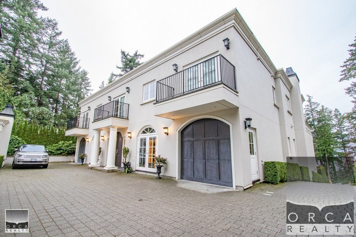 6089 Gleneagles Drive Apartments 6089 Gleneagles Dr, West Vancouver