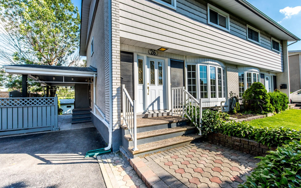 2600 4 Bedroom 2 bathroom home Utilities Included Apartments for