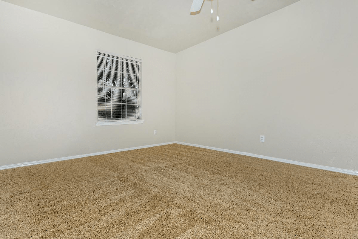 Mountain Valley Apartments {20220811} 5875 Mountain Valley Ln, Dallas
