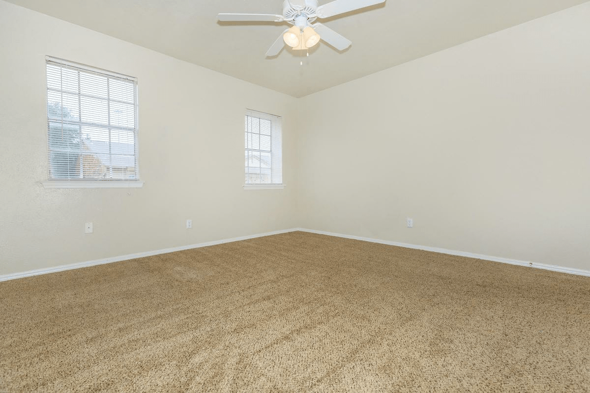 Mountain Valley Apartments {20220811} 5875 Mountain Valley Ln, Dallas