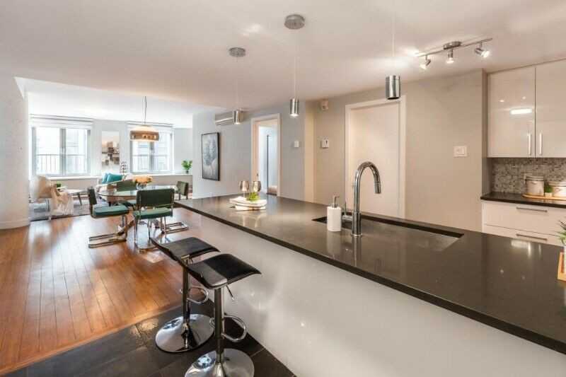 405 Rue NotreDame Est RC3, Montréal, QC H2Y 1C9 1 Bedroom Condo for