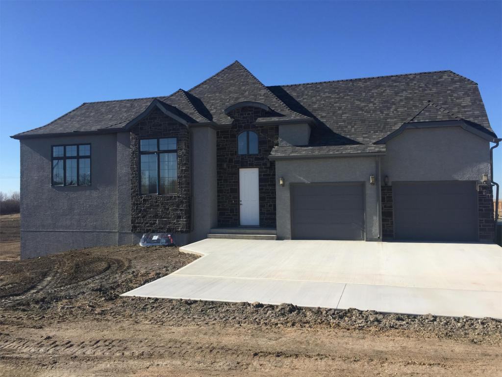 37 Hodges Cres Unit 1 Apartments 37 Hodges Cres, Moose Jaw, SK S6J