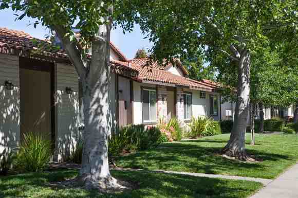 Village Patio Homes and Apartments 435 Pinehurst Avenue 4, Los Gatos