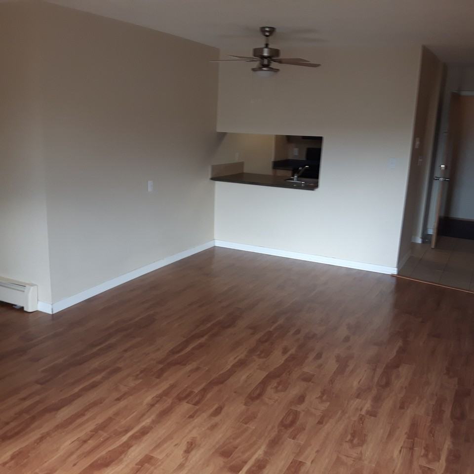 Beau mills Apartments 15825 Beaumaris Road Northwest 203, Edmonton