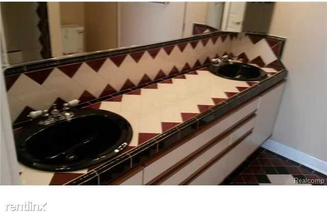 Balmoral Club Condominiums Apartments 30284 Southfield Rd, Southfield