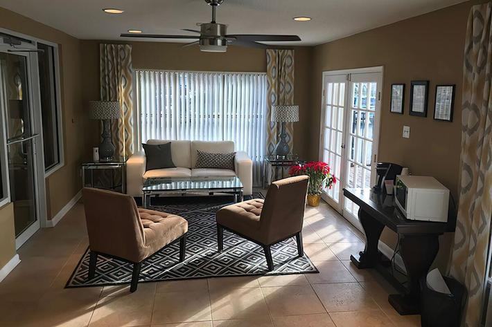 Coachman Club Apartments 730 N Old Coachman Rd, Clearwater, FL 33765