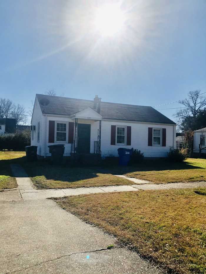 337 Beechwood Ave, Norfolk, VA 23505 3 Bedroom House for Rent for