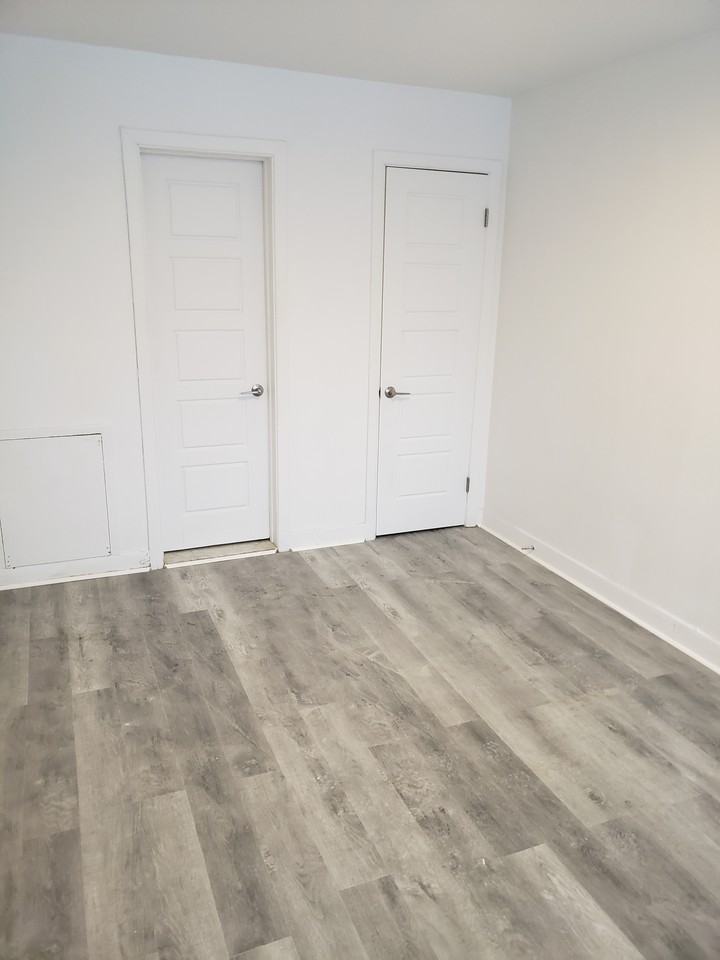 3.5 Renovated NDG/CONCORDIA LOYOLA Apartments 2370 Avenue de Mayfair