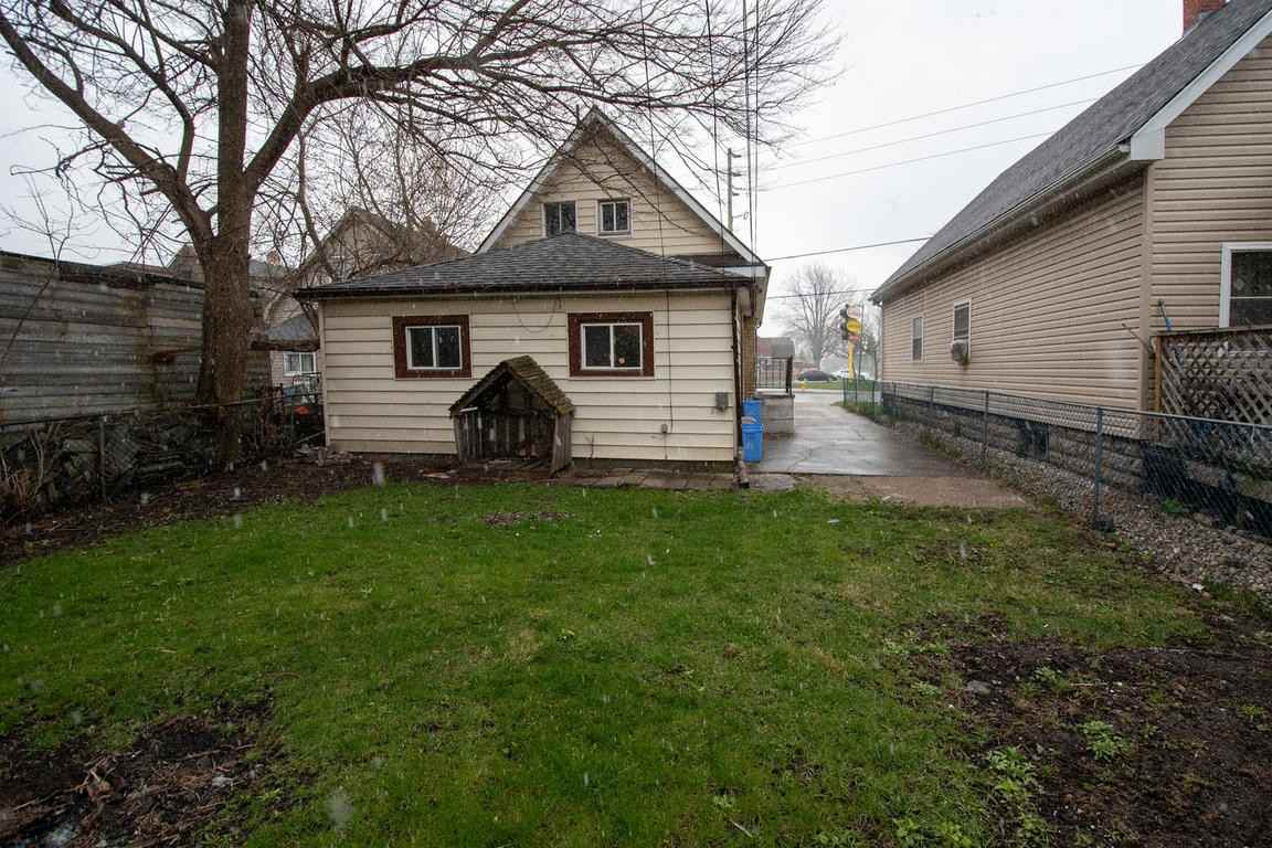 2264 Hamilton Road Apartments in Hamilton Road, London, ON N5Z 1R3