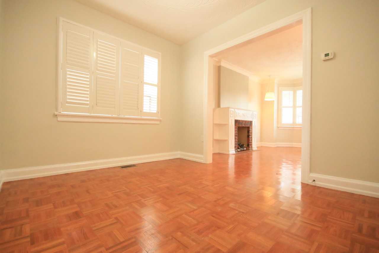 2302 Dufferin Apartments in Fairbanks, Toronto, ON M6E 3S3 Zumper