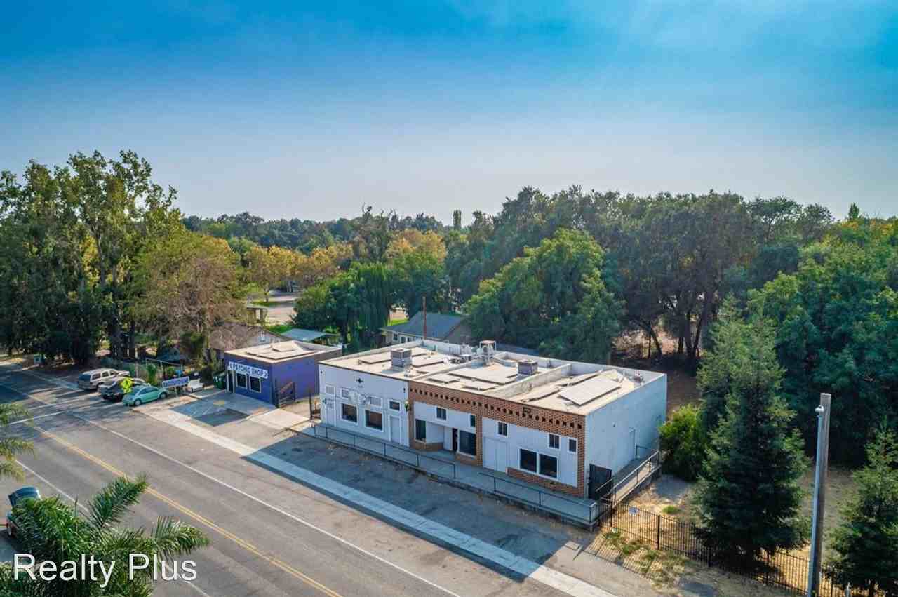 26201 Thornton Rd. 26239 Thornton Rd. Apartments in Thornton, CA 95686