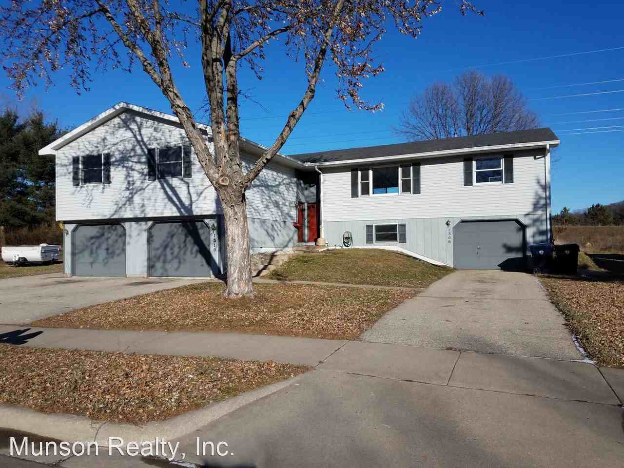 1308 1310 10th Ave N. Apartments for Rent in Onalaska, WI 54650 Zumper