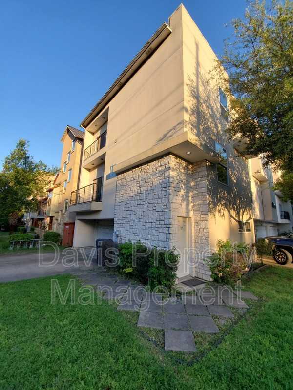 1726 Matilda St, Dallas, TX 75206 22 Bedroom House for