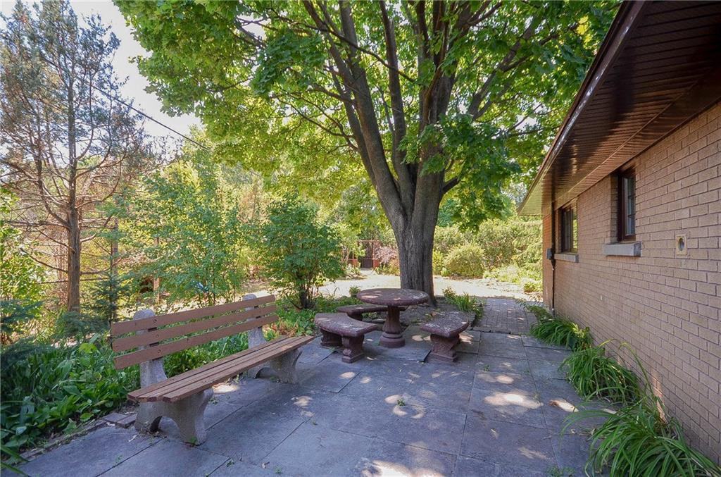 1258 Firestone Crescent A Apartments in Queensway Terrace South