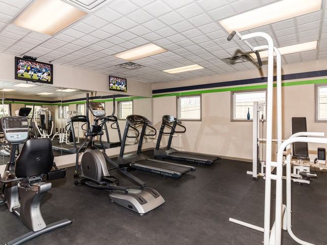 Eagle Pointe Apartment Homes Apartments 6612 Eagle Pointe Dr N, Indianapolis, IN 46254 Zumper