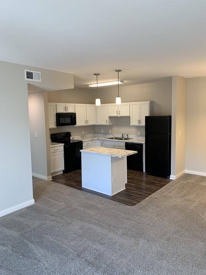 Crosspoint Apartments 21, New Albany, IN 47150 2 Bedroom Apartment for