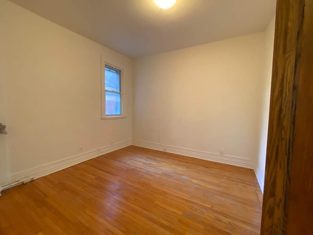 4359 av Girouard Apartments 4359 Av Girouard, Montréal, QC H4A 3E5