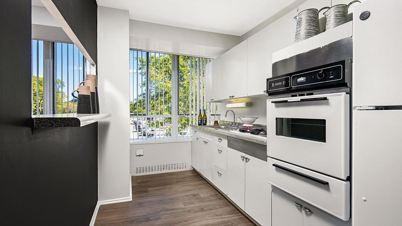 Lake Meadows Apartments 3233 S King Dr, Chicago, IL 60616 Zumper