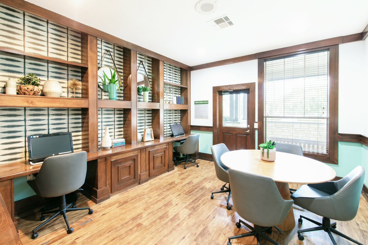 Émile Apartments 4200 Cypress Creek Pkwy, Houston, TX 77068 Zumper