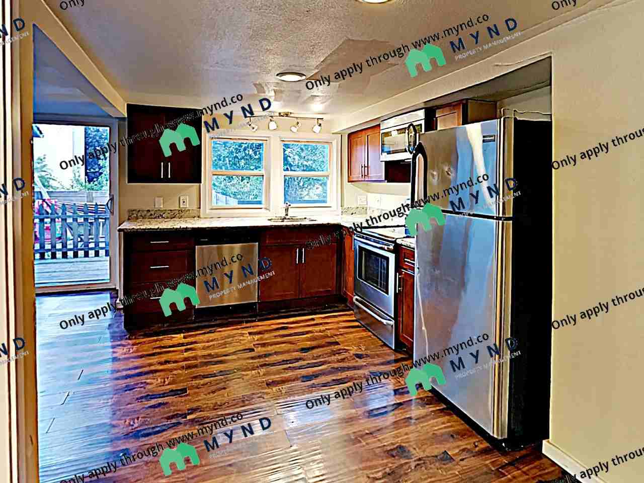 11806 Glendale Way S B, Burien, WA 98168 2 Bedroom Apartment for