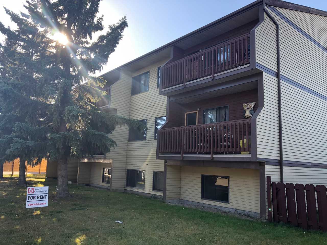10128 158 St Nw Apartments in Britannia Youngstown, Edmonton, AB T5P
