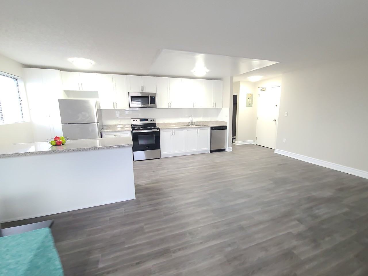 965 Simcoe St. N Apartments 965 Simcoe Street North, Oshawa, ON L1G