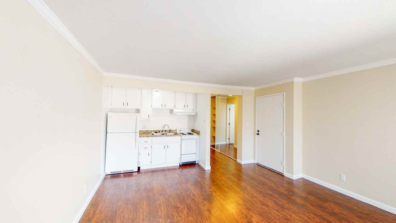 Hillside Village Apartments 4343 Ocean View Blvd, La Crescenta