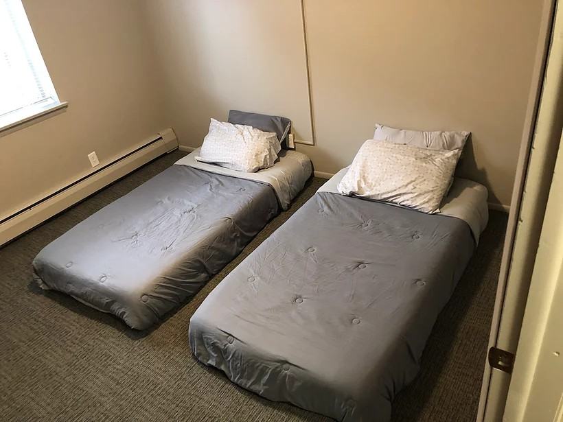 Imperial Grand Prix Apartments 3407 Grand Ave, Des Moines, IA 50312