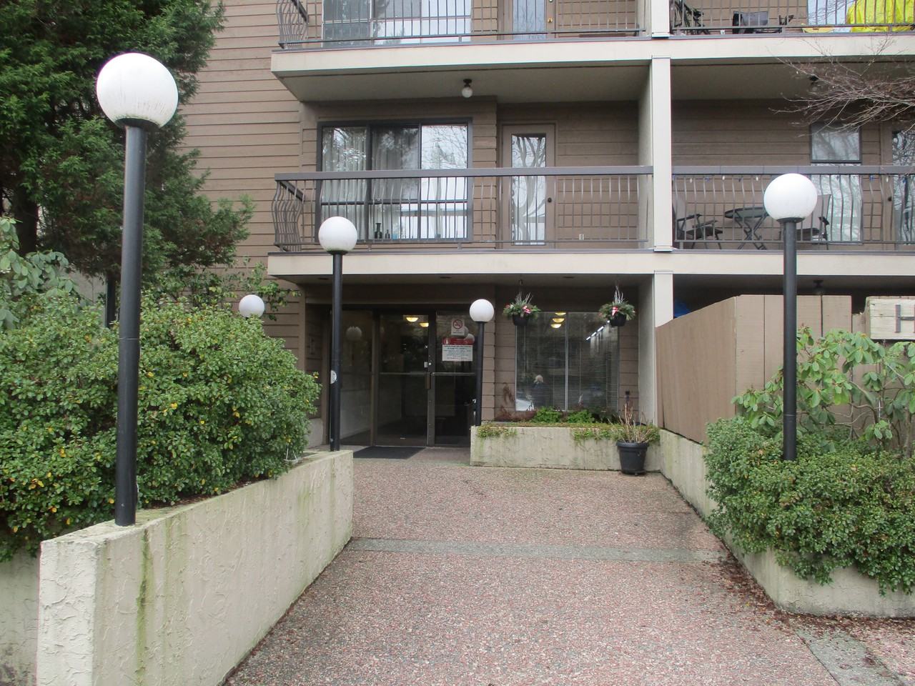 Hudson House Apartments 8777 Hudson Street, Vancouver, BC V6P 6H2