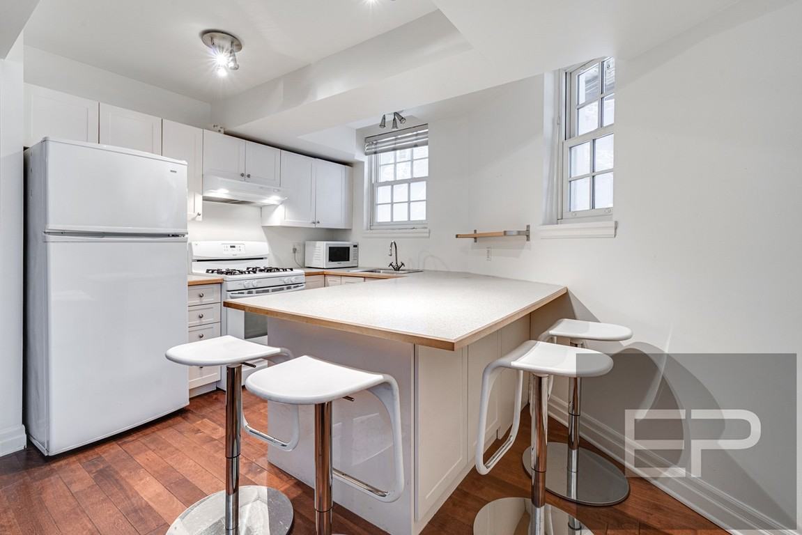 3295 Avenue Ridgewood Apartments 3295 Av Ridgewood, Montréal, QC H3V