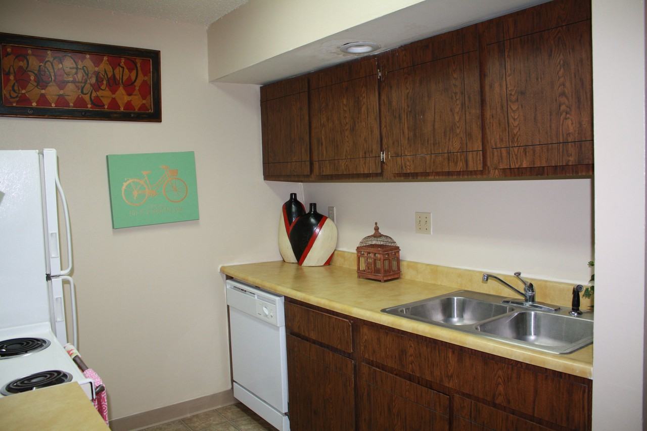 Cedarbrooke Apartments 8406 East Harry Street, Wichita, KS 67207 Zumper