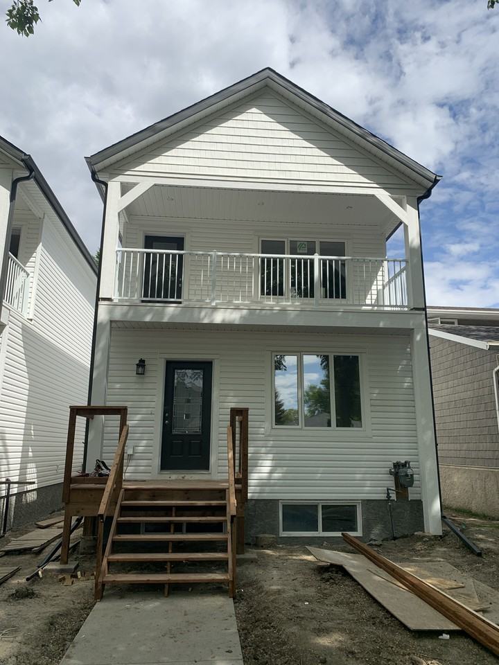 1957 Herman Avenue A Apartments in Exhibition, Saskatoon, SK S7M 0M9