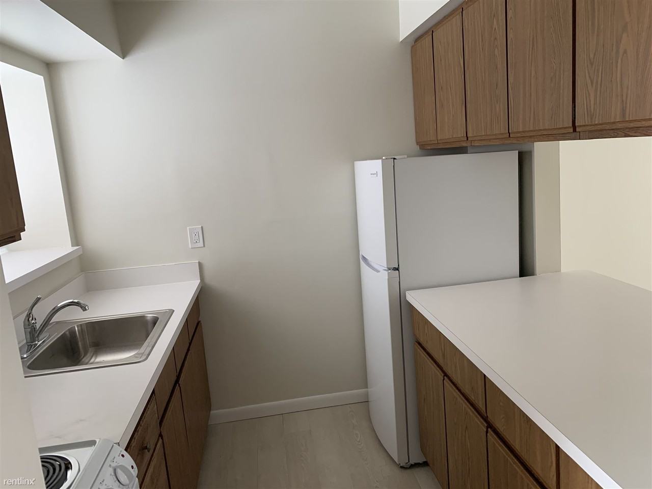 Tapiola Village Apartments 35140 W 8 Mile Rd, Farmington, MI 48335