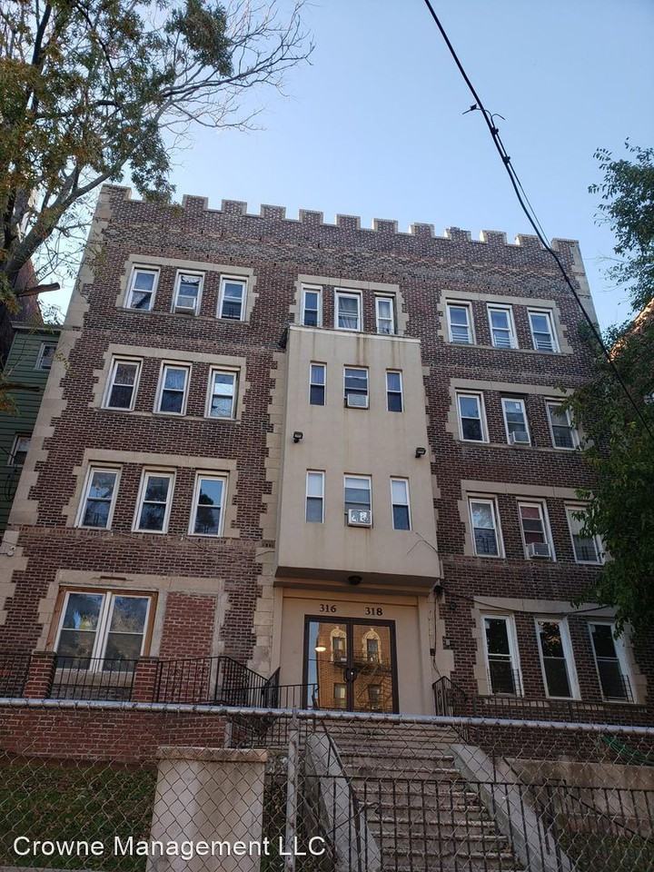316318 Mt. Prospect Avenue Apartments for Rent 316 Mount Prospect