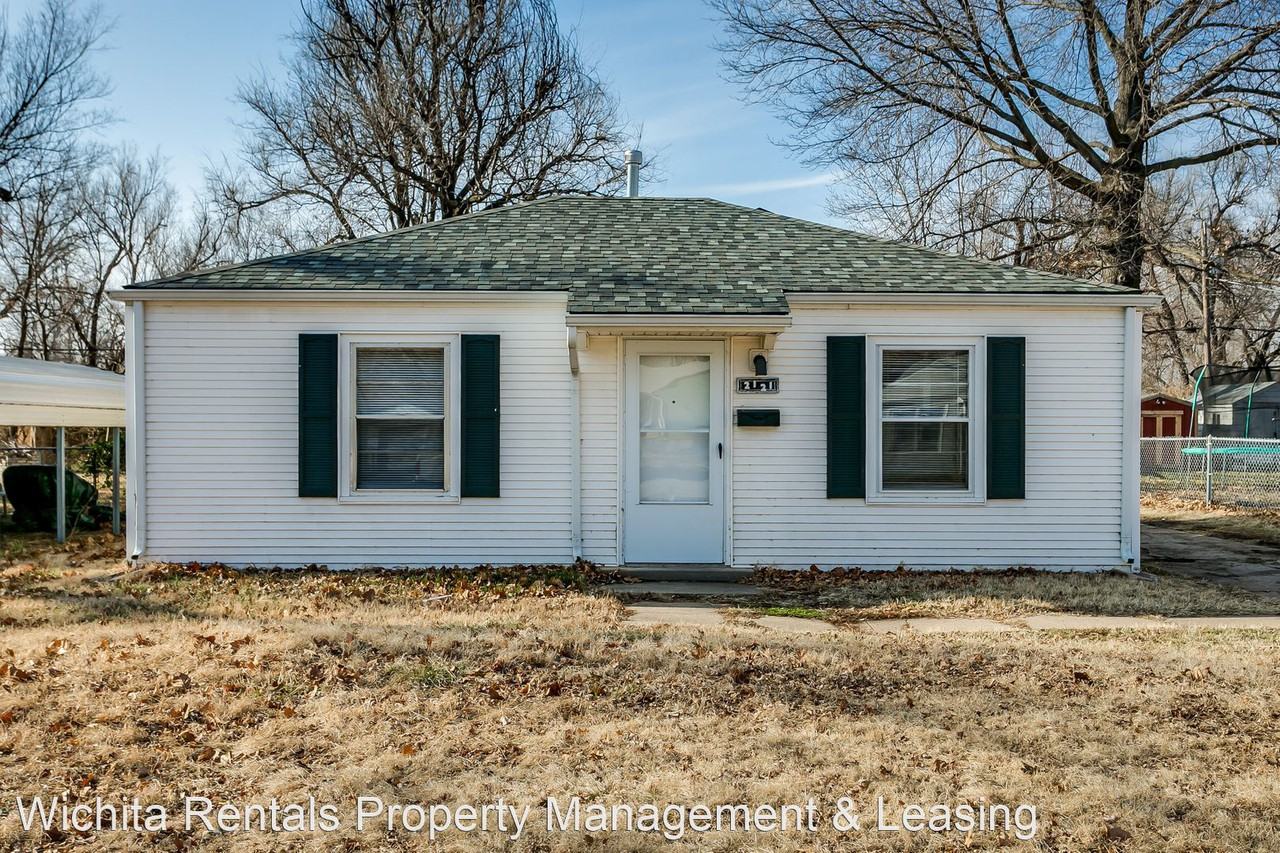 2121 S Spruce St, Wichita, KS 67211 2 Bedroom House for 695/month Zumper