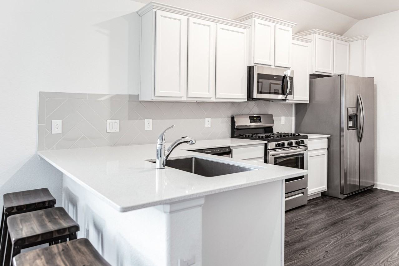 Balcara at Balmoral Luxury Rental Homes Apartments 15863 Kinloch Dr