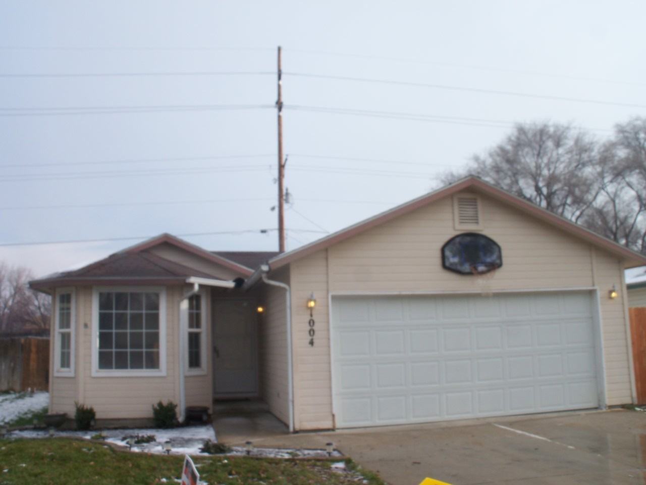 1004 Aspen Grove St, Nampa, ID 83686 3 Bedroom Apartment for Rent