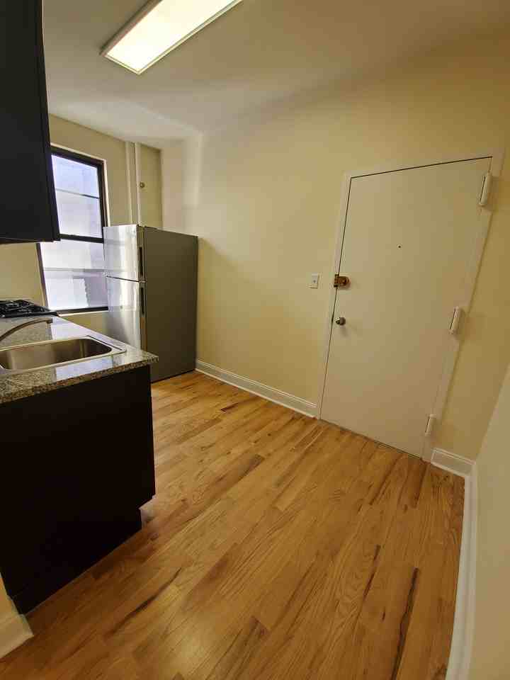 2955 2955 Nostrand Ave 3R 3R, New York, NY 11229 1 Bedroom Apartment
