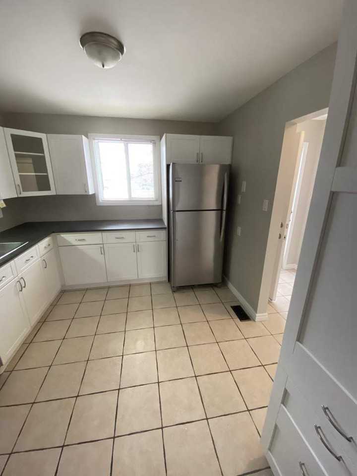 460 Southdale Apartments in Highland, London, ON N6E 1A4 Zumper