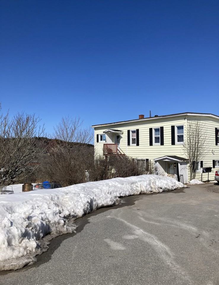 59 McLaughlin Crescent Apt 4 Apartments 59 Mclaughlin Cres Apt 4