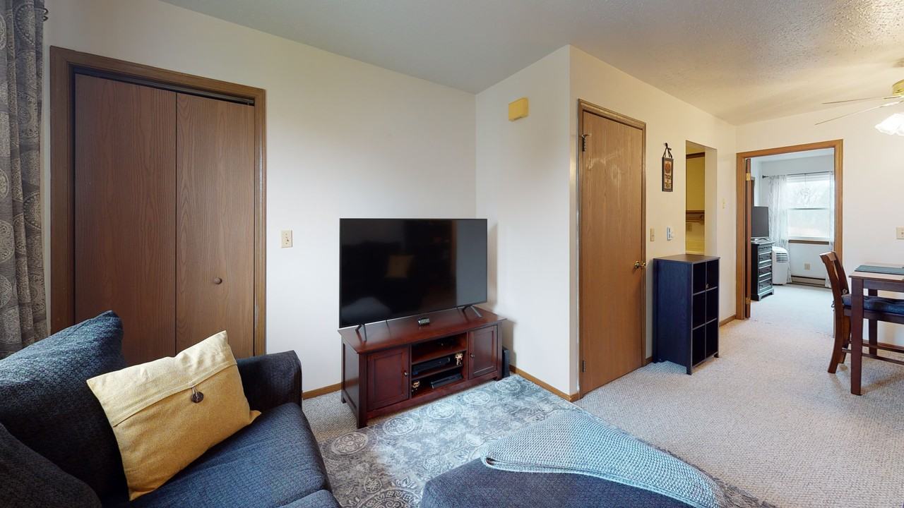 Hope Drive Apartments 2526 & 2533 Hope Drive 2526 Hope Drive 1, Erie