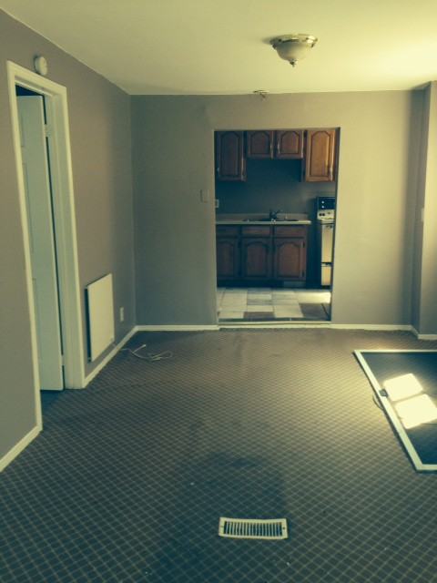 807 Albert Rd Apartments in Ford City, Windsor, ON N8Y 3N9 Zumper