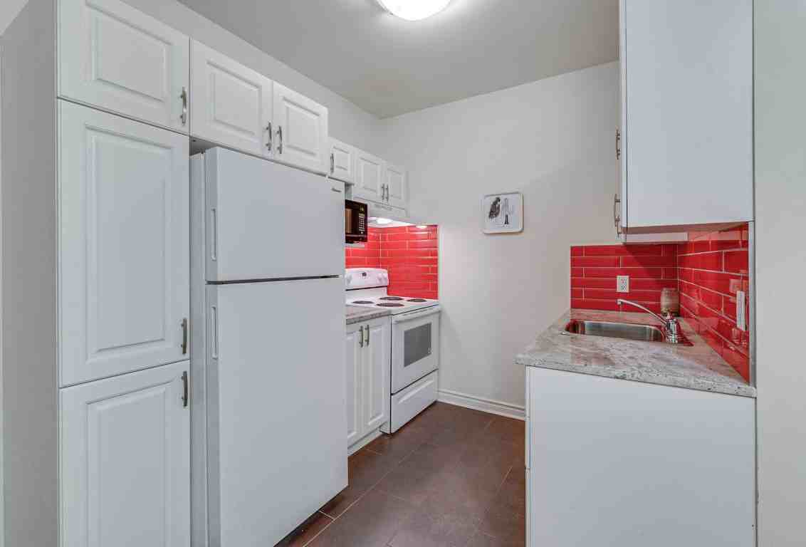 1431 Rue Apartments in Quartier VilleMarie, Montréal, QC H3G