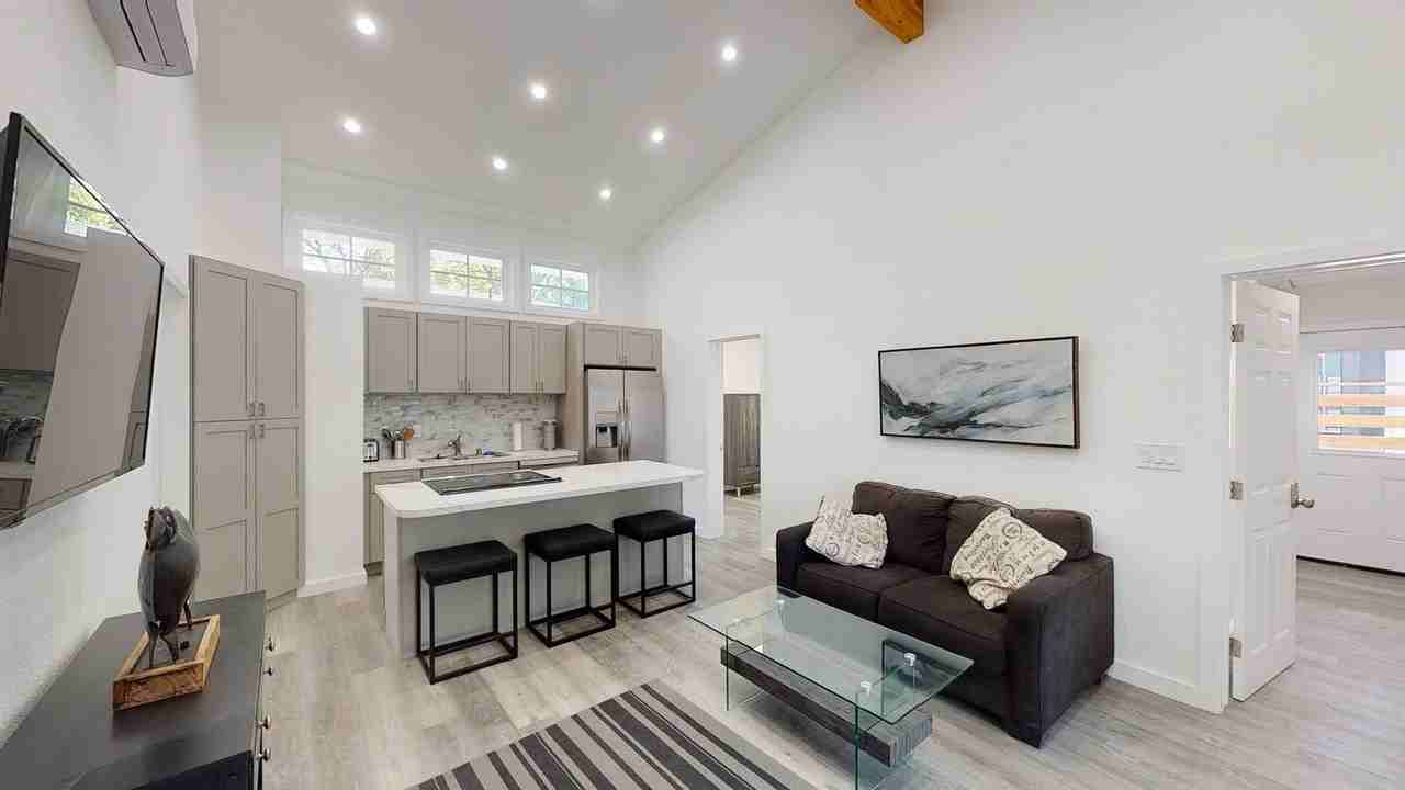 Redwood City triplex near Caltrain Station Apartments in