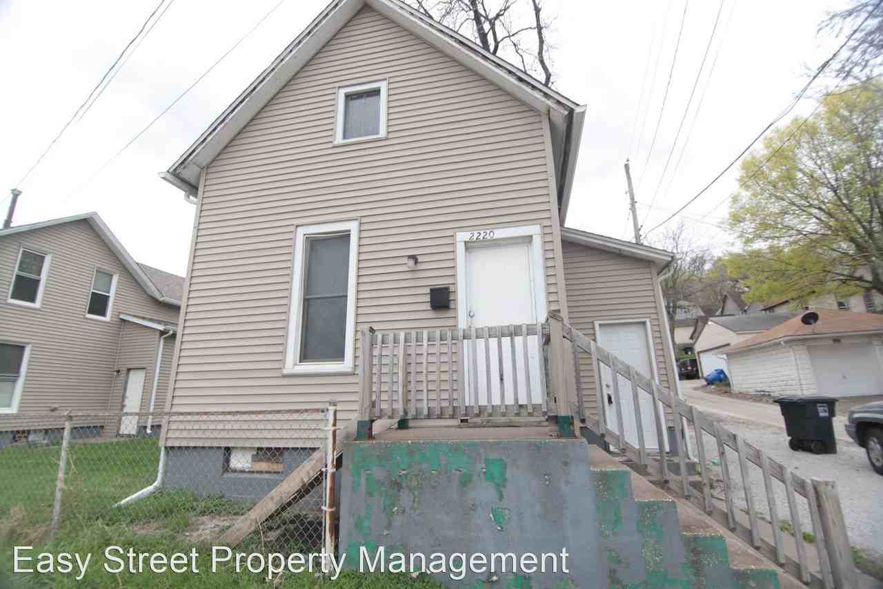 2220 7th Ave Apartments for Rent in Park Hill, Moline, IL 61265 Zumper