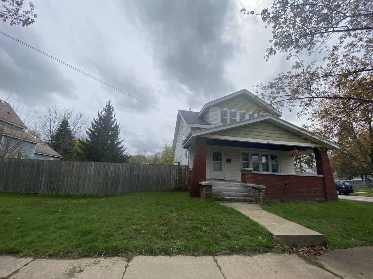 1056 Watson St SW Apartments 1056 Watson St Sw, Grand Rapids, MI