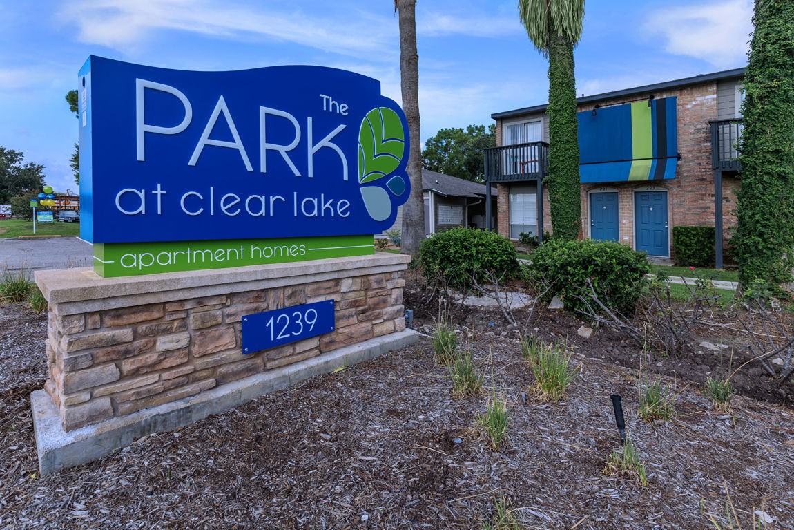 Park at Clear Lake Apartments 1239 Bay Area Blvd, Houston, TX 77058