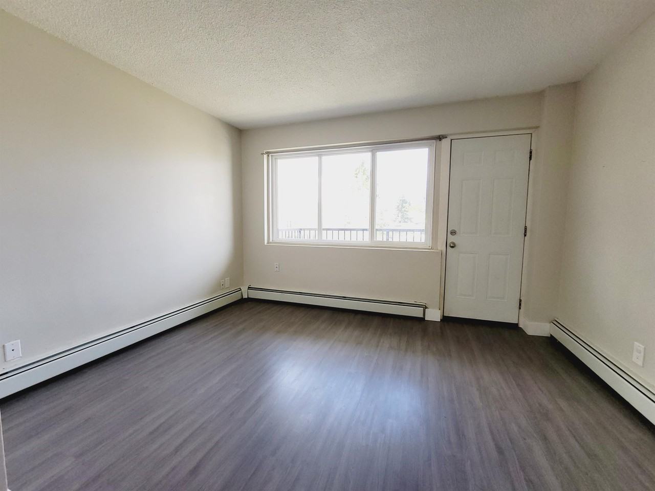 10048 154 Street NW 10West Jasper 10, Edmonton, AB T5P 2G9 2